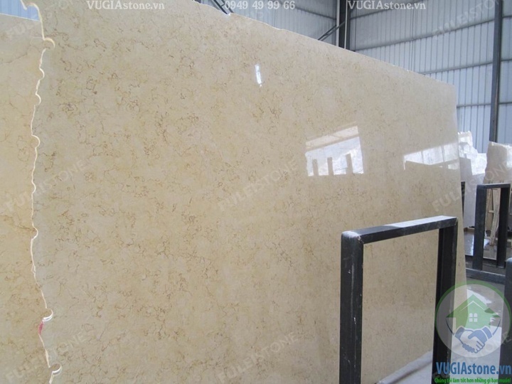 Đá vàng tằm ốp tường rào