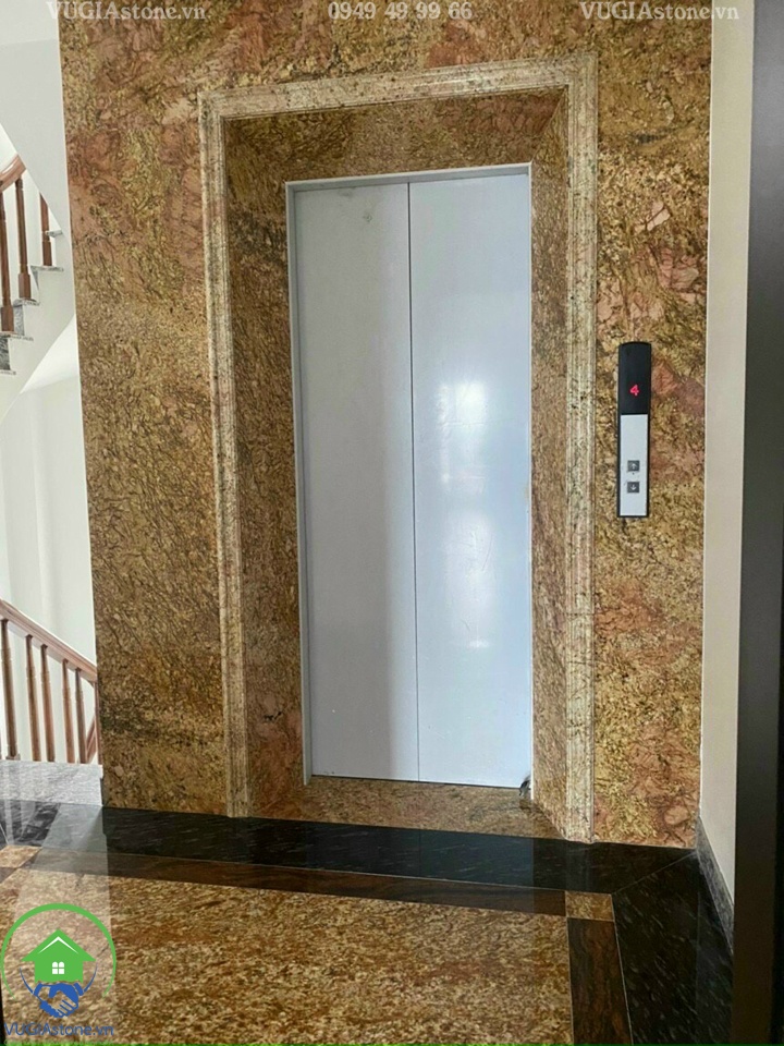 Đá vàng hoàng gia tự nhiên