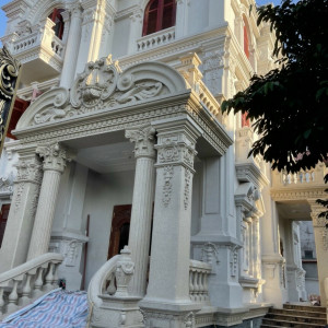 NÊN ỐP ĐÁ MẶT TIỀN MÀU GÌ